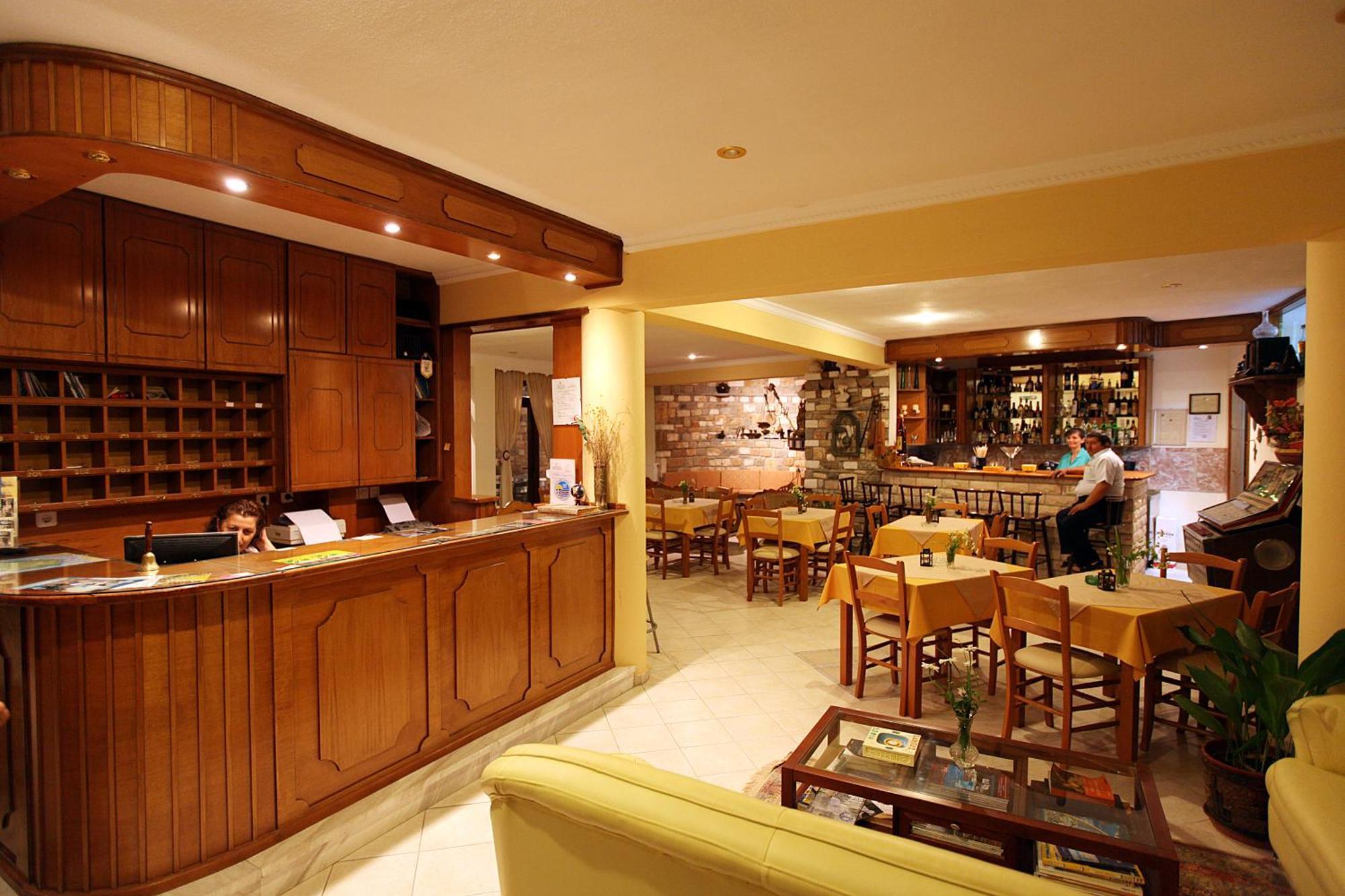 Castle Pontos Hotel Скала Потамияс Екстериор снимка
