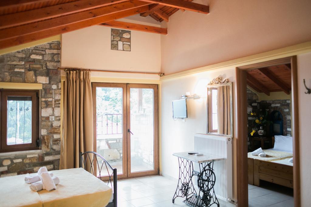 Castle Pontos Hotel Скала Потамияс Екстериор снимка