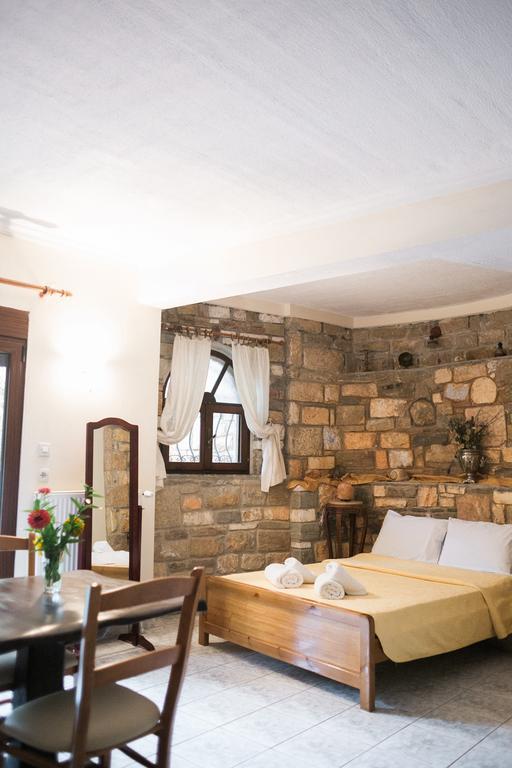 Castle Pontos Hotel Скала Потамияс Екстериор снимка