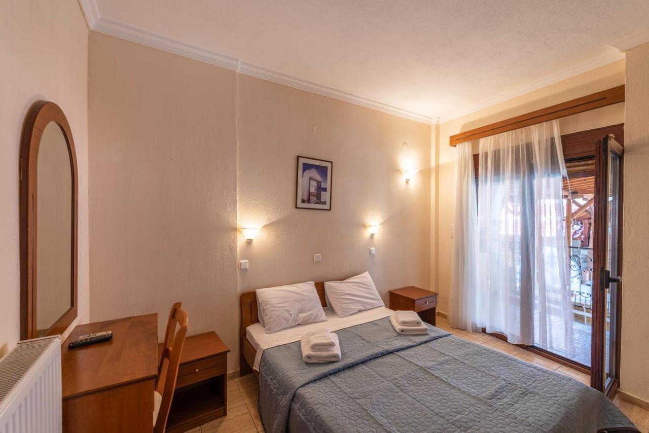 Castle Pontos Hotel Скала Потамияс Екстериор снимка