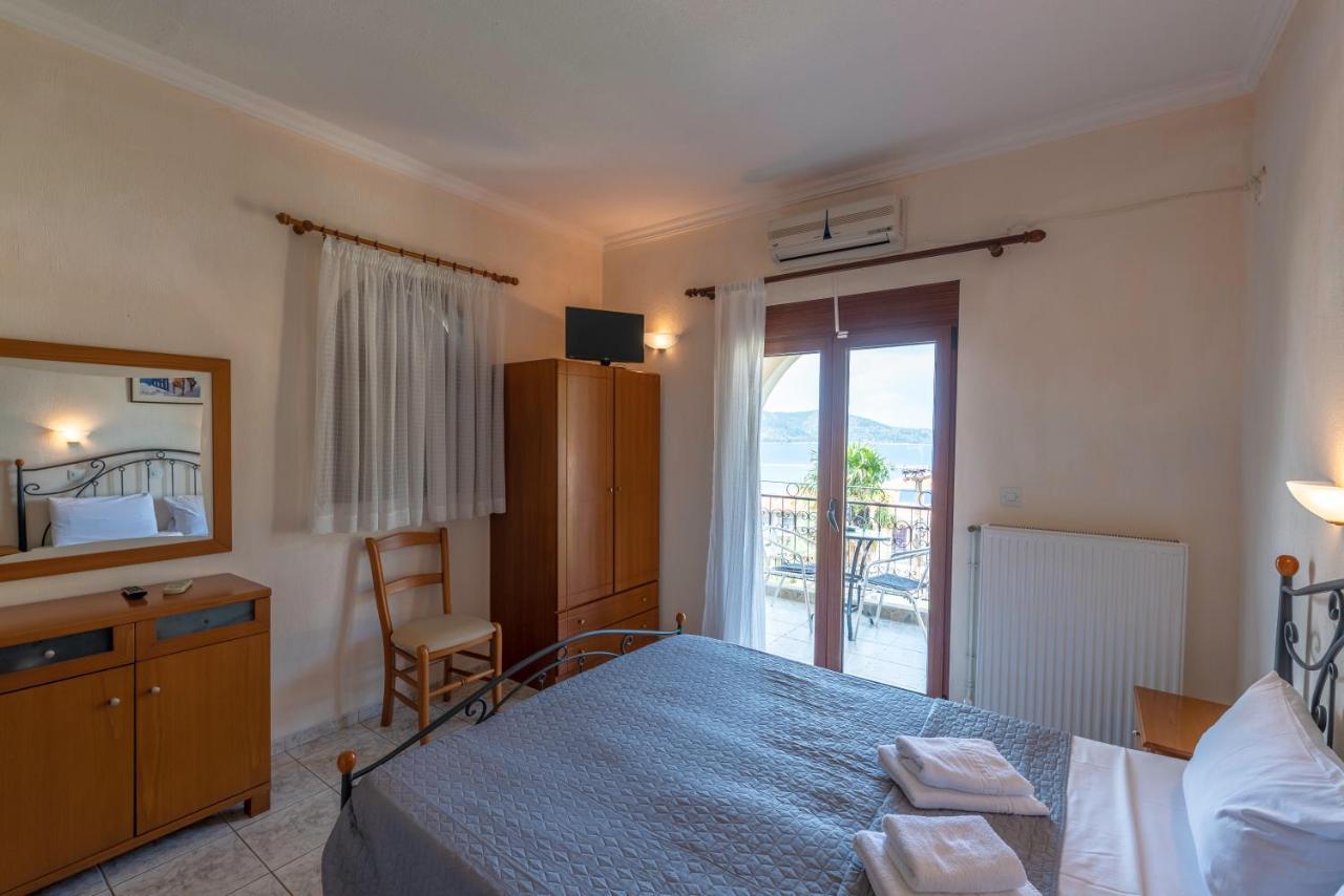 Castle Pontos Hotel Скала Потамияс Екстериор снимка