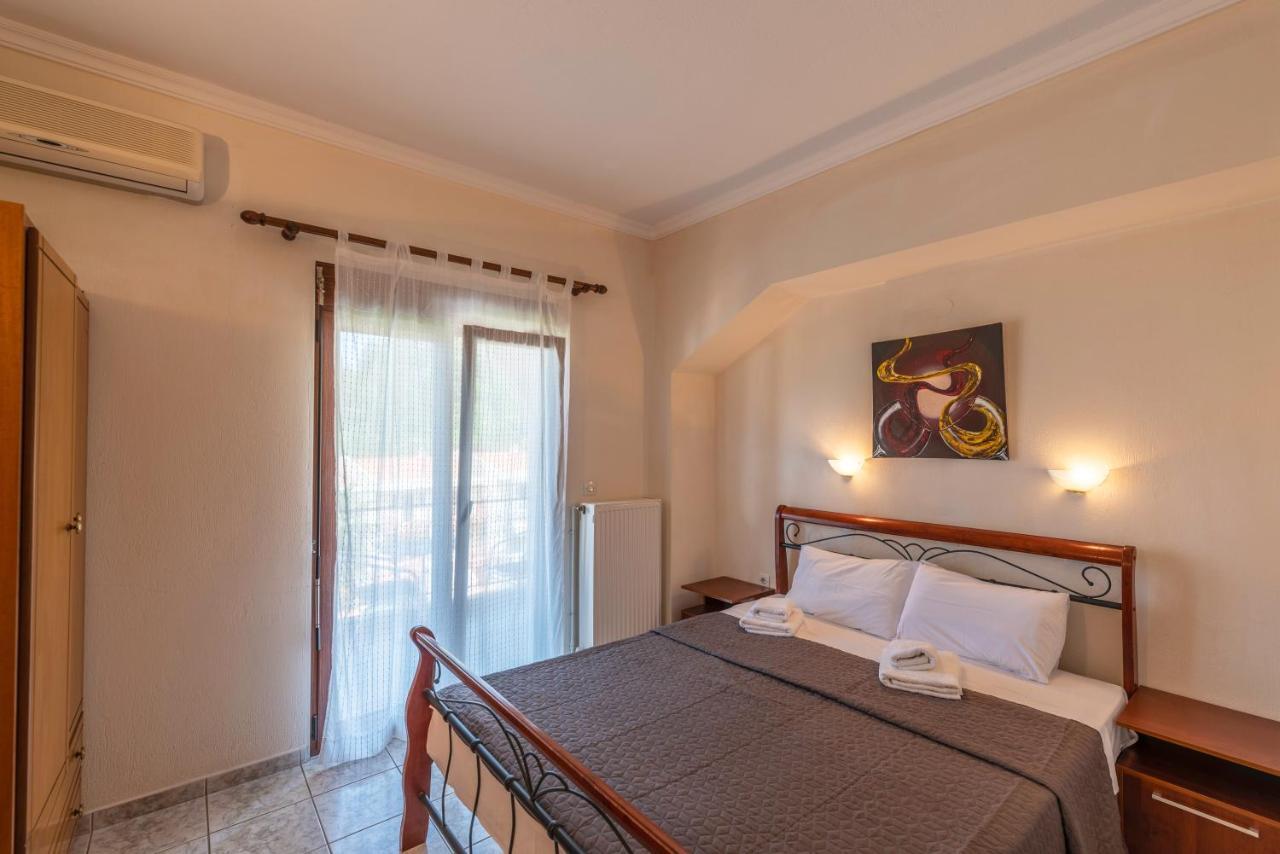 Castle Pontos Hotel Скала Потамияс Екстериор снимка