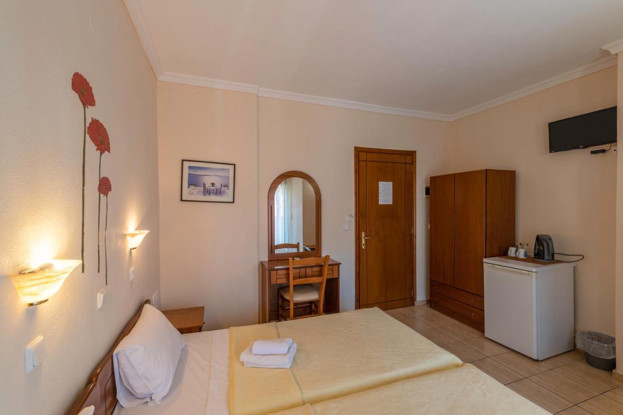 Castle Pontos Hotel Скала Потамияс Екстериор снимка